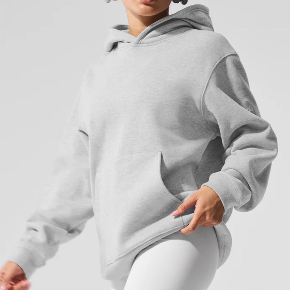 Alo Yoga Renown Heavy Weight Hoodie in Athletic Heather Grey